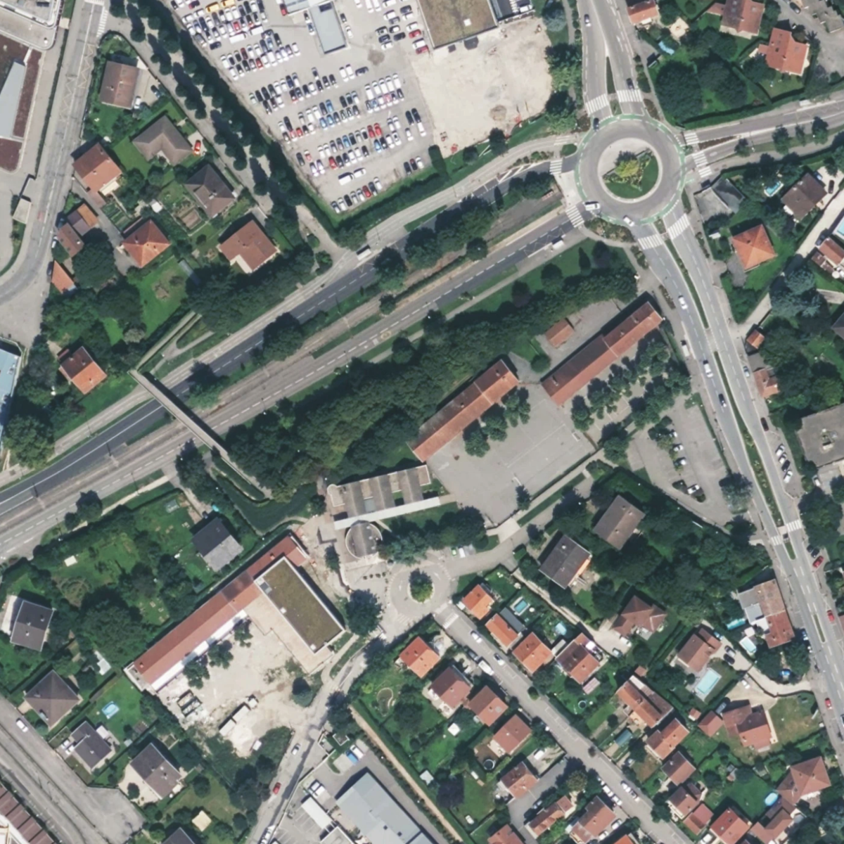 LE VAL EYBENS